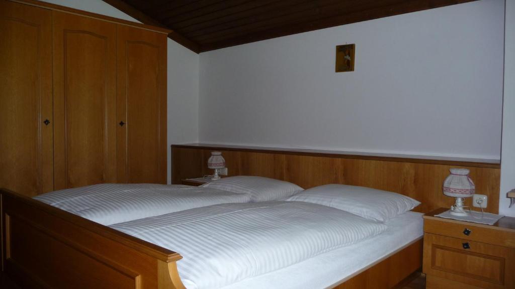 Haus Rieder Georg Apartment มาริอาอาล์ม อัม ชไตเนอร์เนินเมียร์ ห้อง รูปภาพ